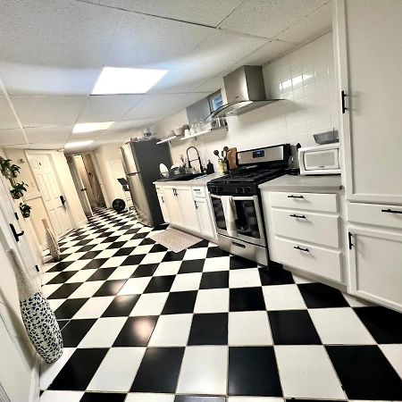 6-A Diamond In Yonkers, Ny Apartment Bagian luar foto