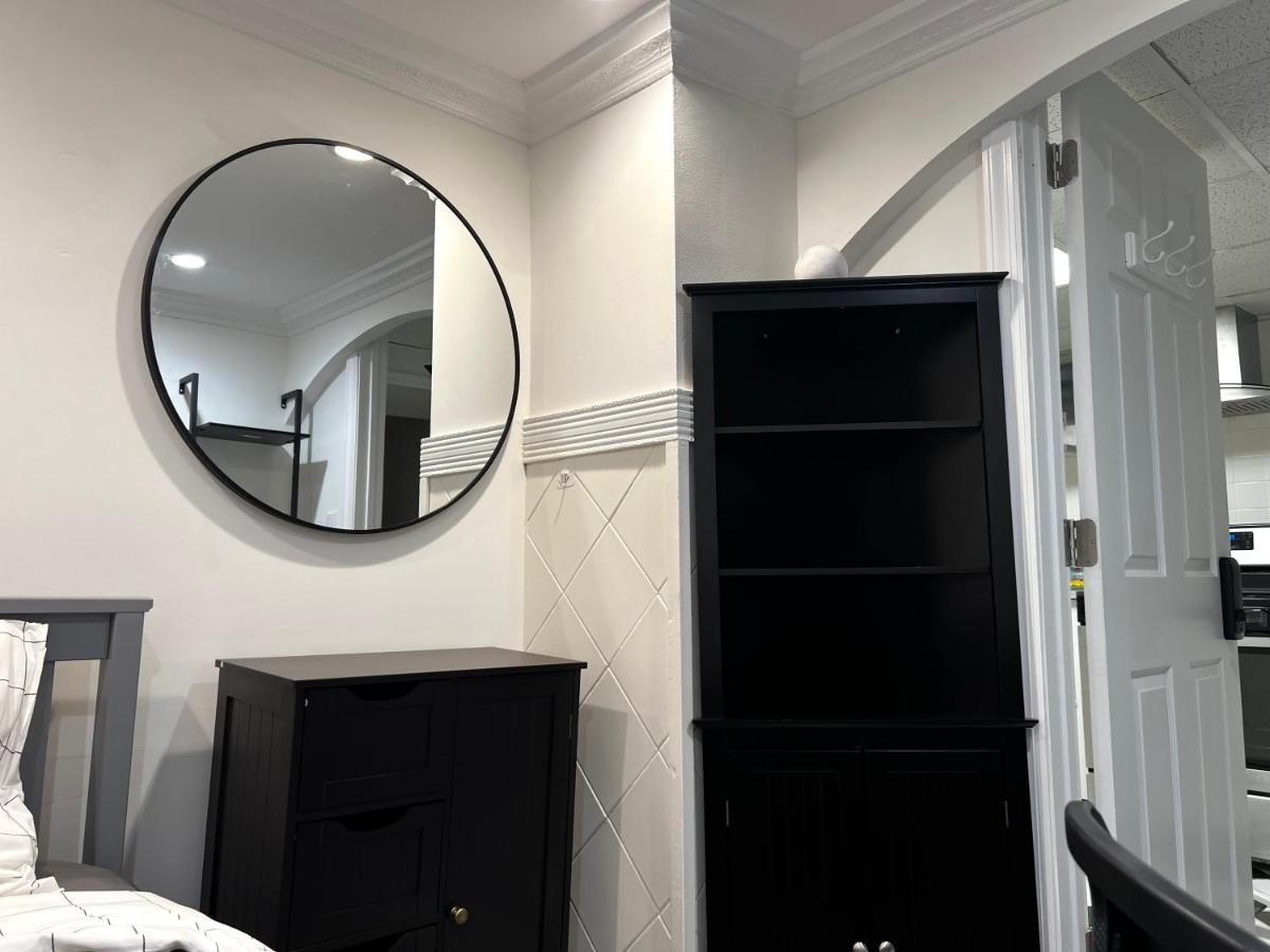 6-A Diamond In Yonkers, Ny Apartment Bagian luar foto