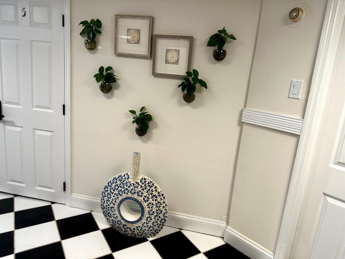 6-A Diamond In Yonkers, Ny Apartment Bagian luar foto
